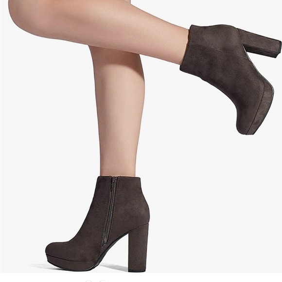 DREAM PAIRS Women's Stomp High Heel Ankle Block Chunky Heel Boots Size 9 US - Picture 2 of 7